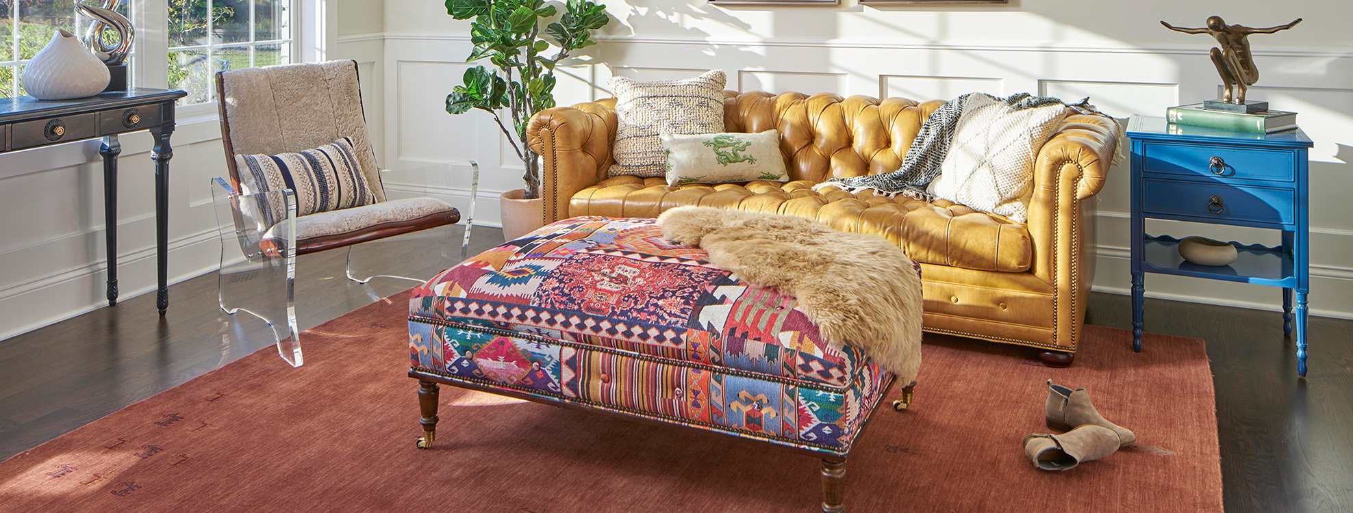 Chicago Furniture Walter E. Smithe Furniture & Design livingroom